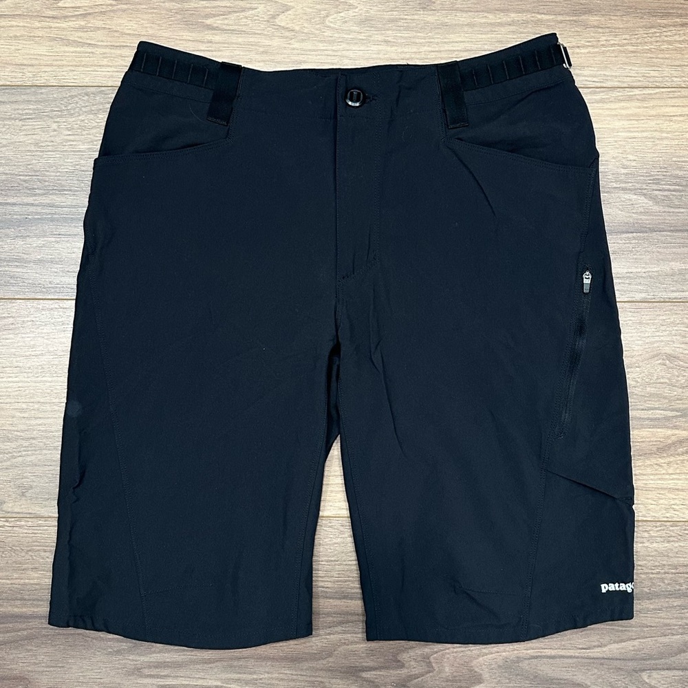 Patagonia Dirt Craft Bike Shorts in Black Size Medium